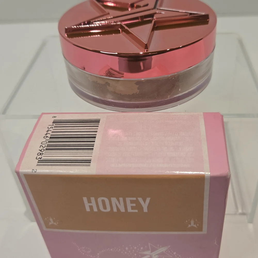 Jeffree Star Magic Star Setting Powder - Honey